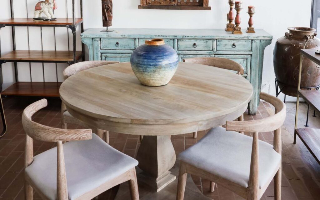 The Benefits of Using Solid Wood Furniture in Your Home